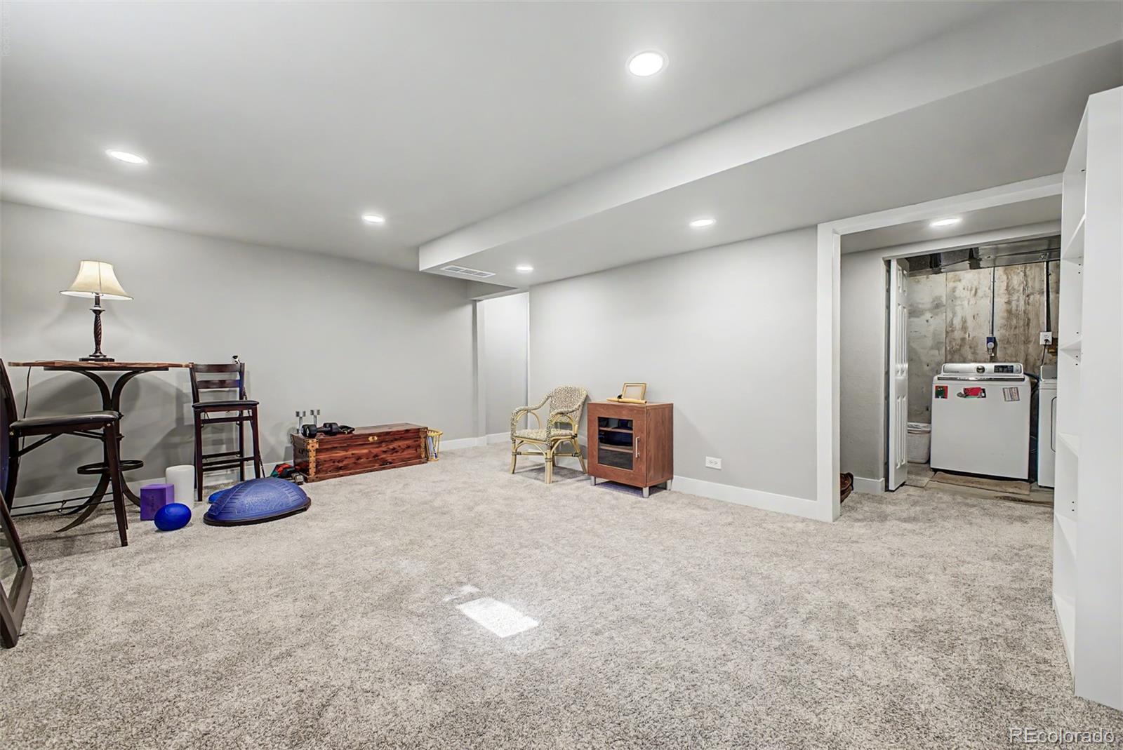7925 W Layton Avenue Unit: 400