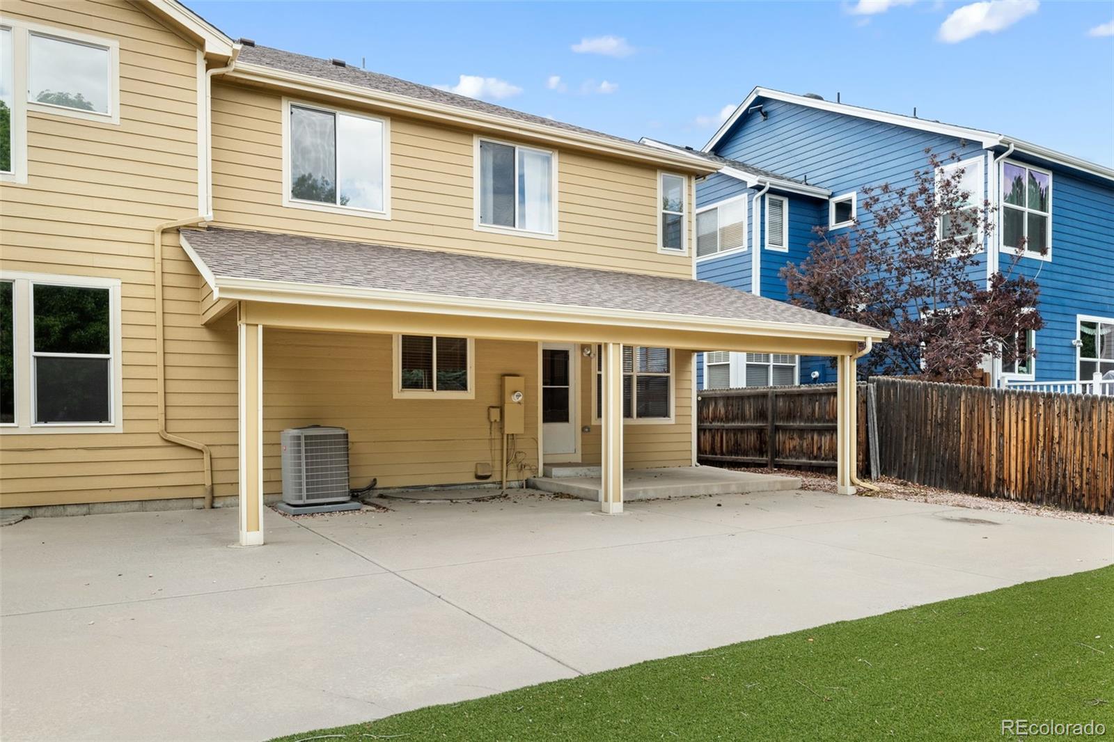 13262 Elizabeth Street