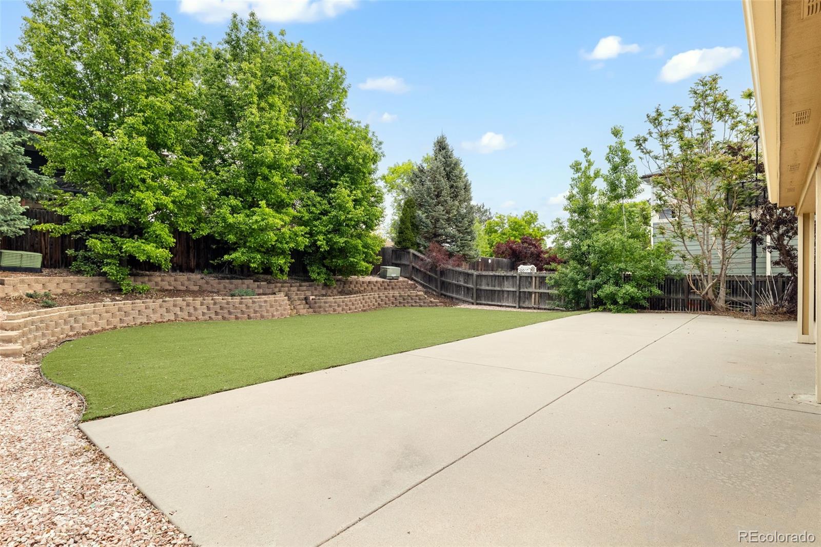 13262 Elizabeth Street