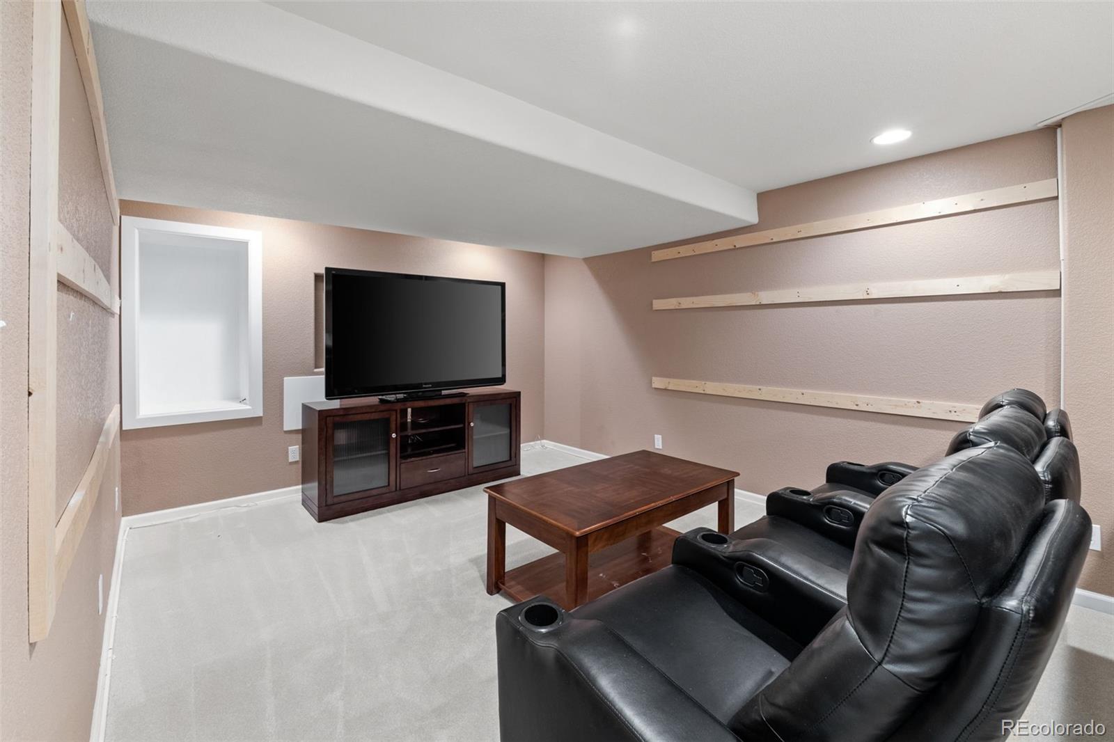 13262 Elizabeth Street