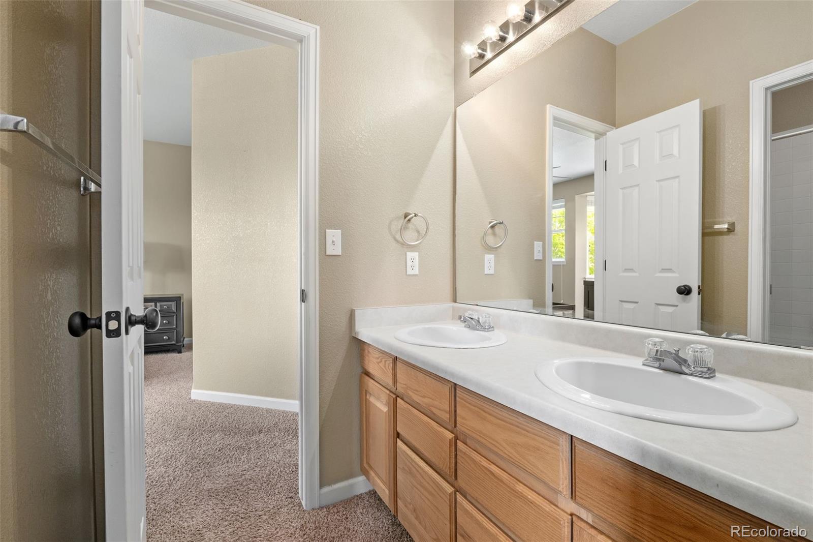 13262 Elizabeth Street