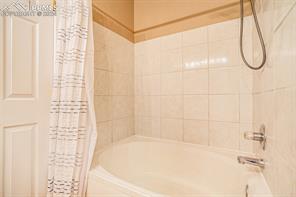 8956 Fox Drive 8-201