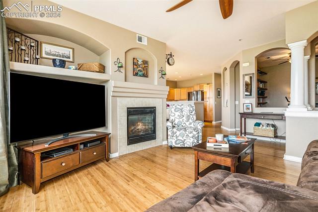 8956 Fox Drive 8-201