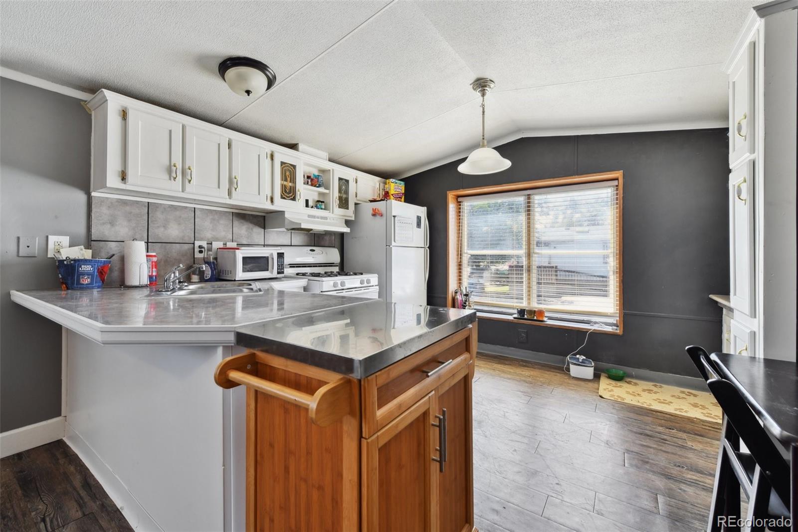 9400 Elm Court