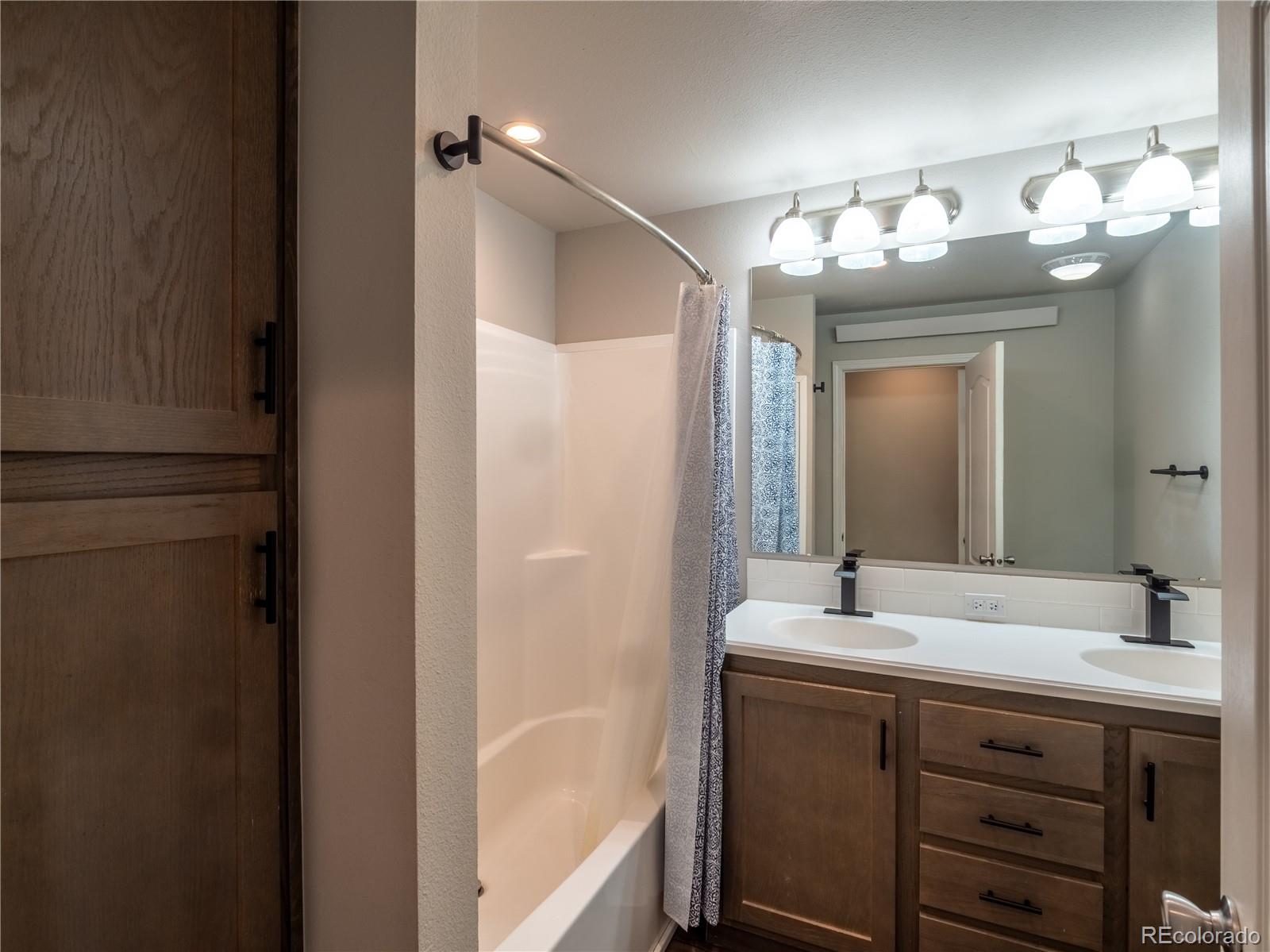 234 Weathervane Lane