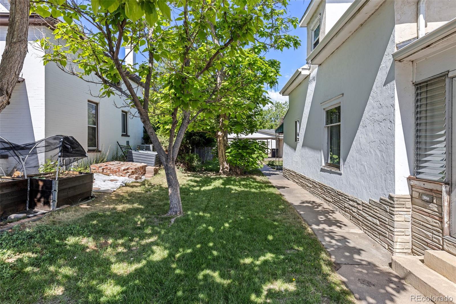 4561 Lowell Boulevard