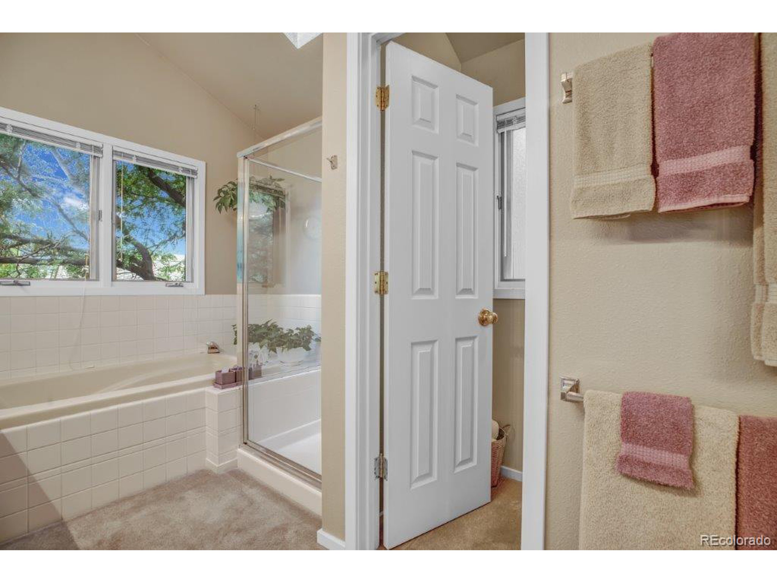 751 Racquet Ln