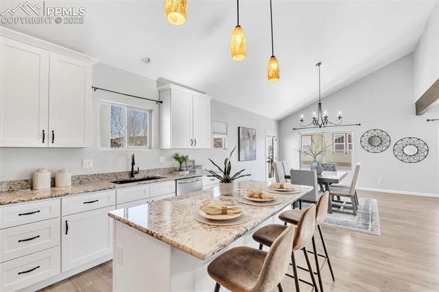 6633 Hidden Hickory Circle