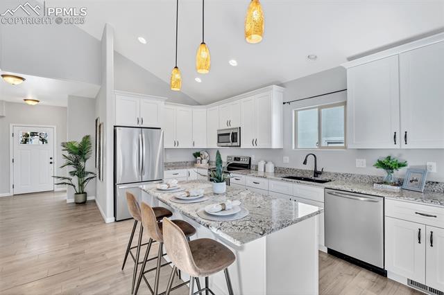 6633 Hidden Hickory Circle