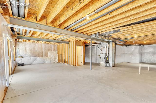 6633 Hidden Hickory Circle