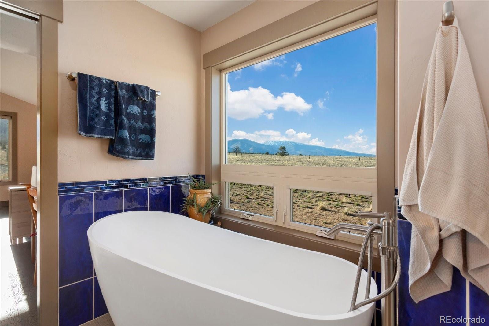 14543 N Stagecoach Lane