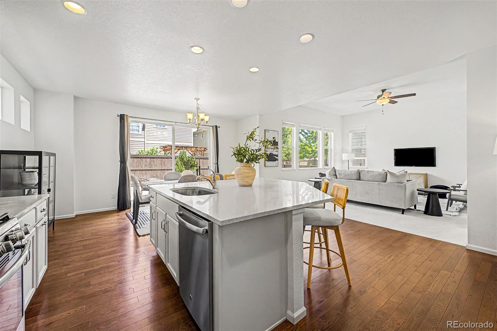 15263 W 49th Place