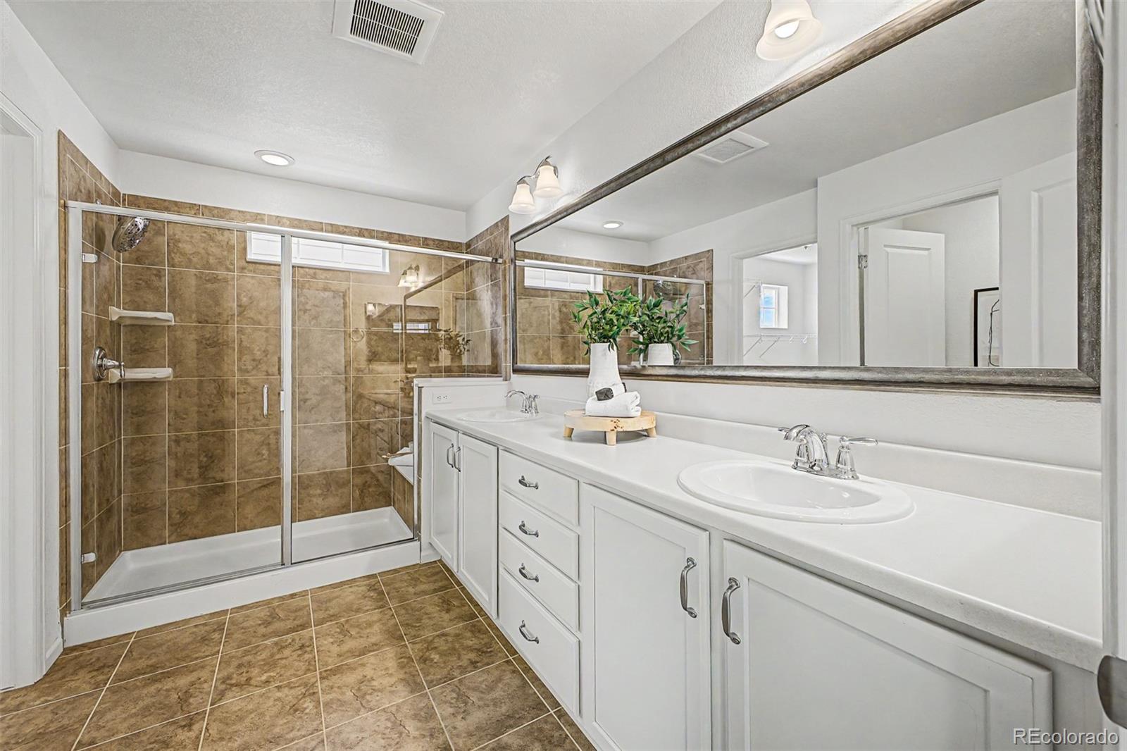 15263 W 49th Place
