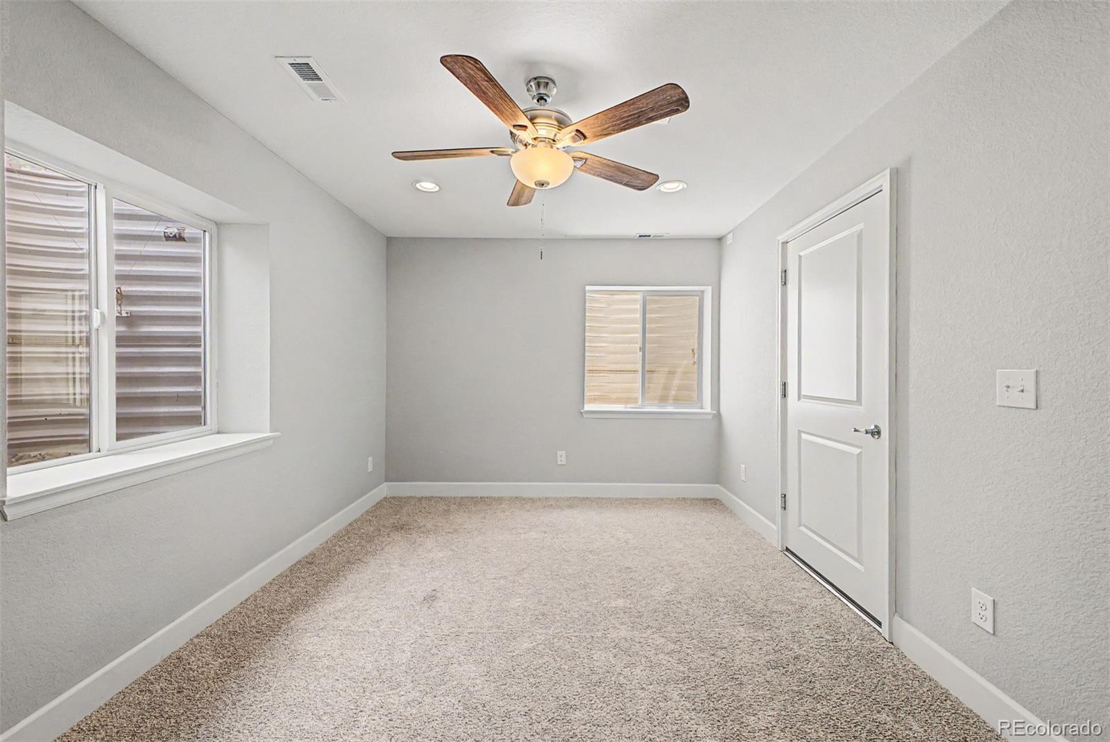 15263 W 49th Place