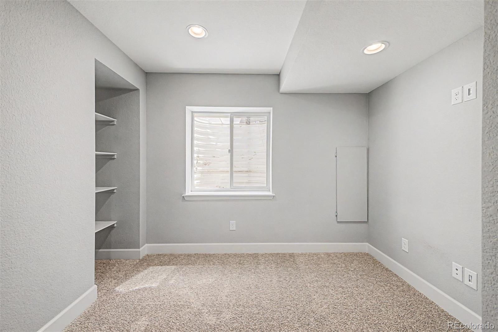 15263 W 49th Place