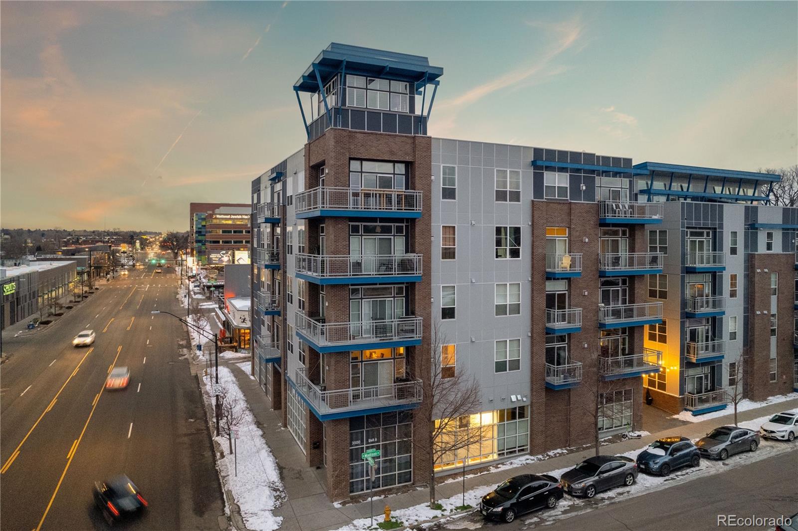 1488 Madison Street Unit: 306