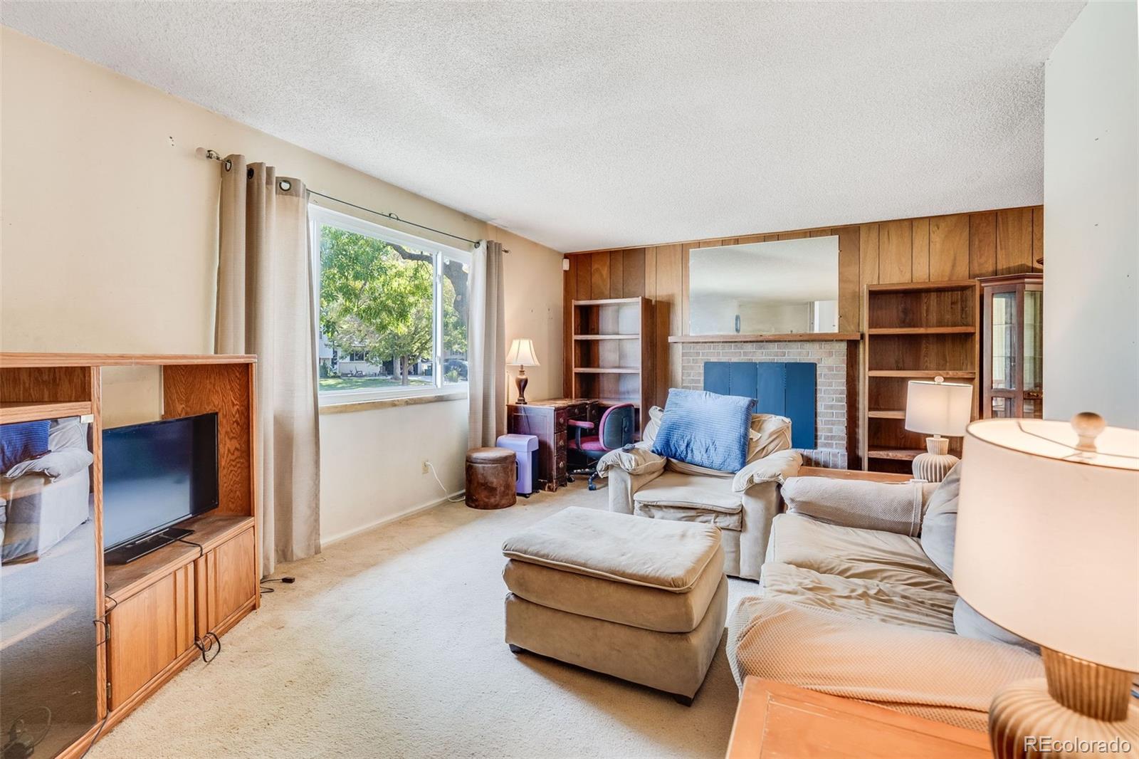 2043 S Nucla Way