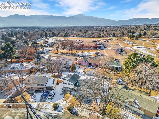 1318 Lewis Lane