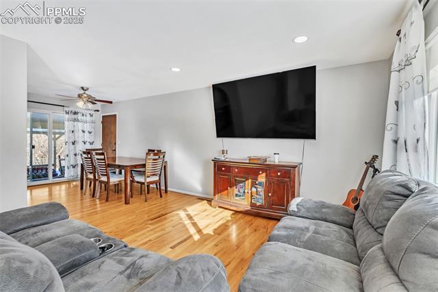 1318 Lewis Lane