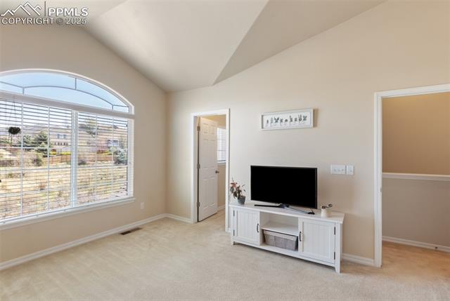 6467 Bluffmont Point
