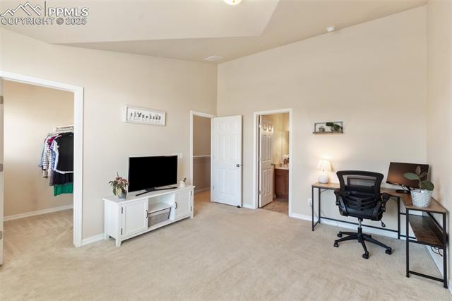 6467 Bluffmont Point