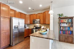 6467 Bluffmont Point