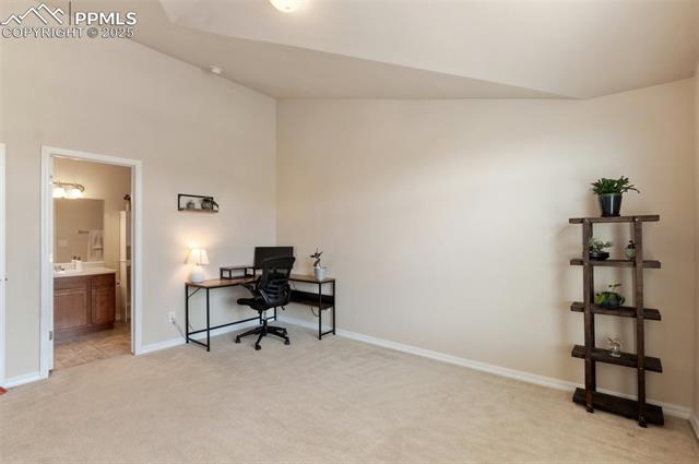 6467 Bluffmont Point