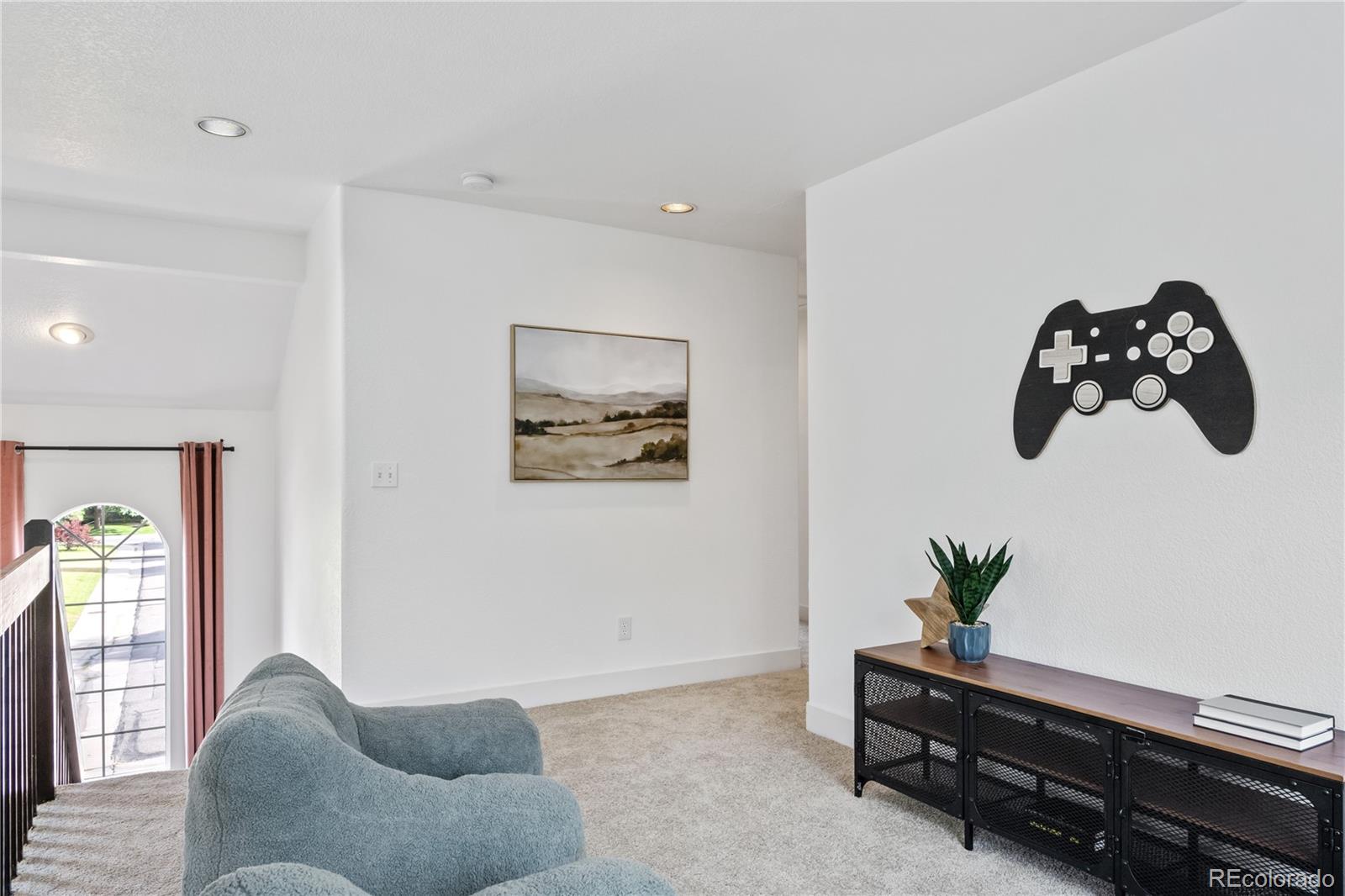 1373 Lambert Circle