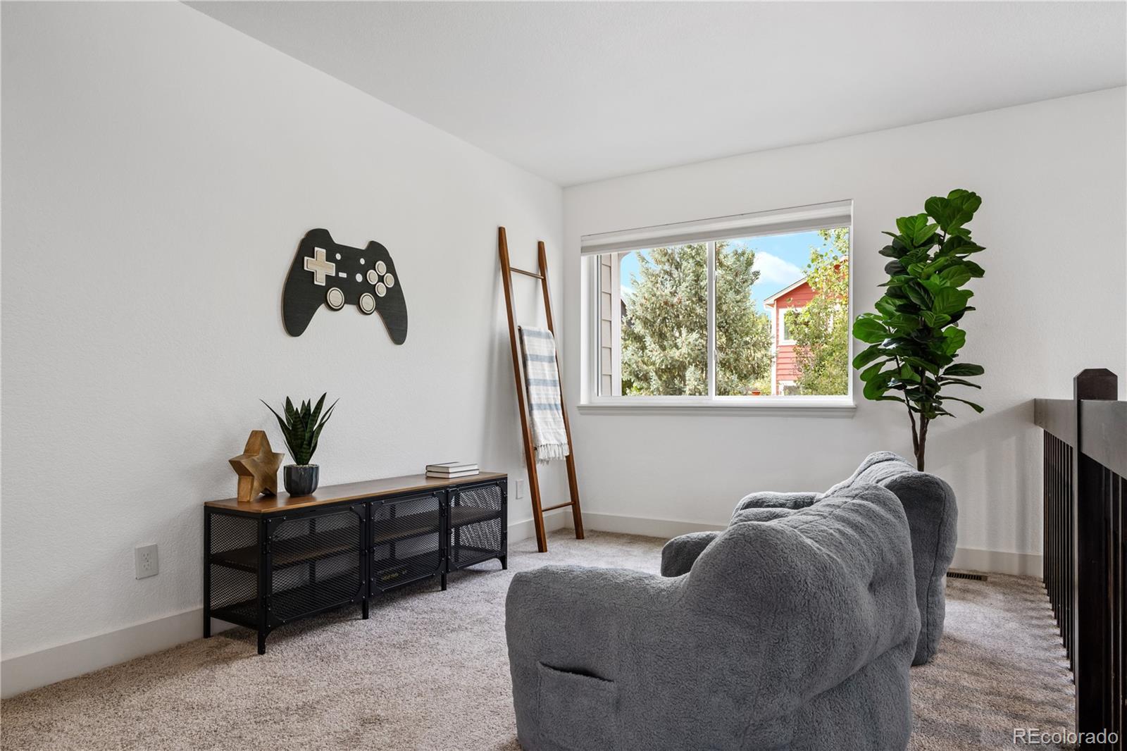 1373 Lambert Circle