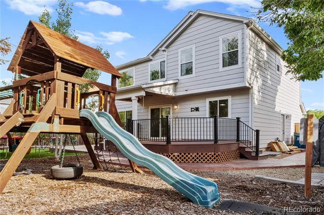 1373 Lambert Circle