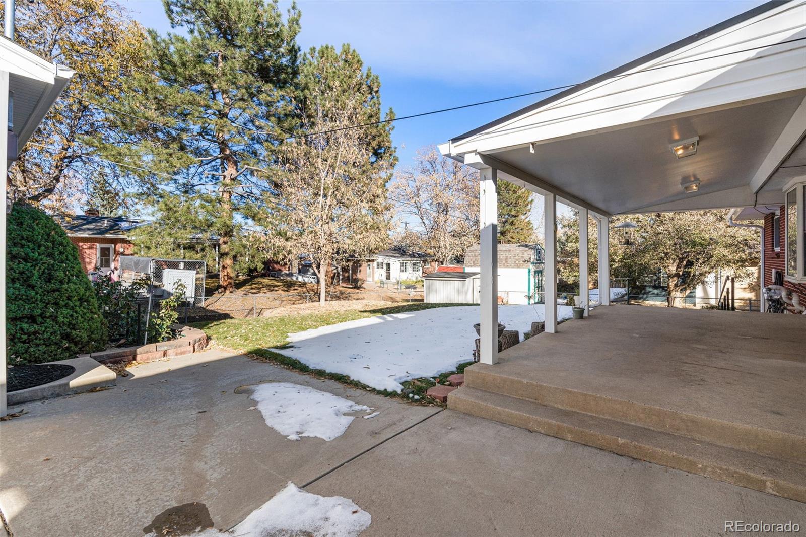 12019 W Mexico Avenue