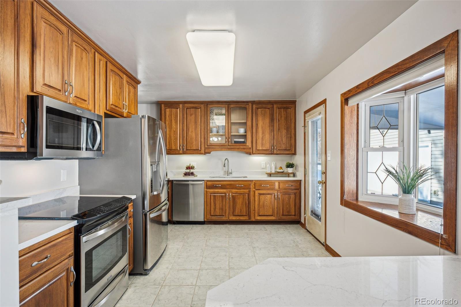 12019 W Mexico Avenue