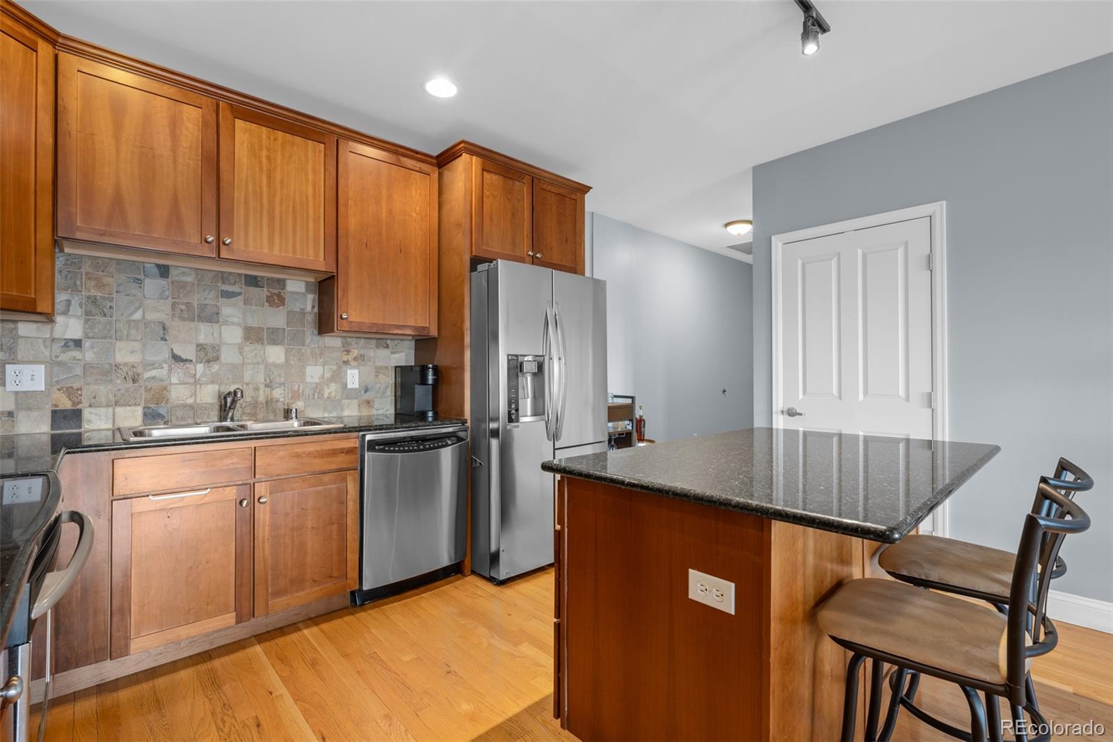 1950 N Logan Street Unit: 911