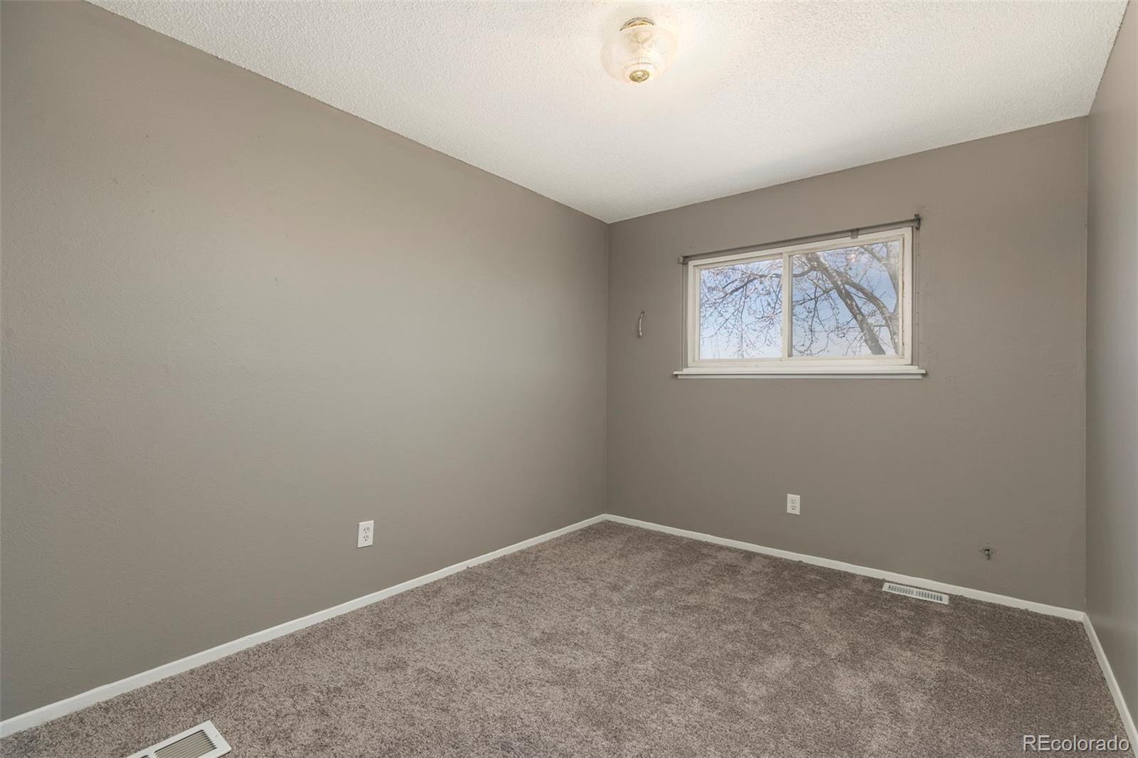 15889 E Utah Place