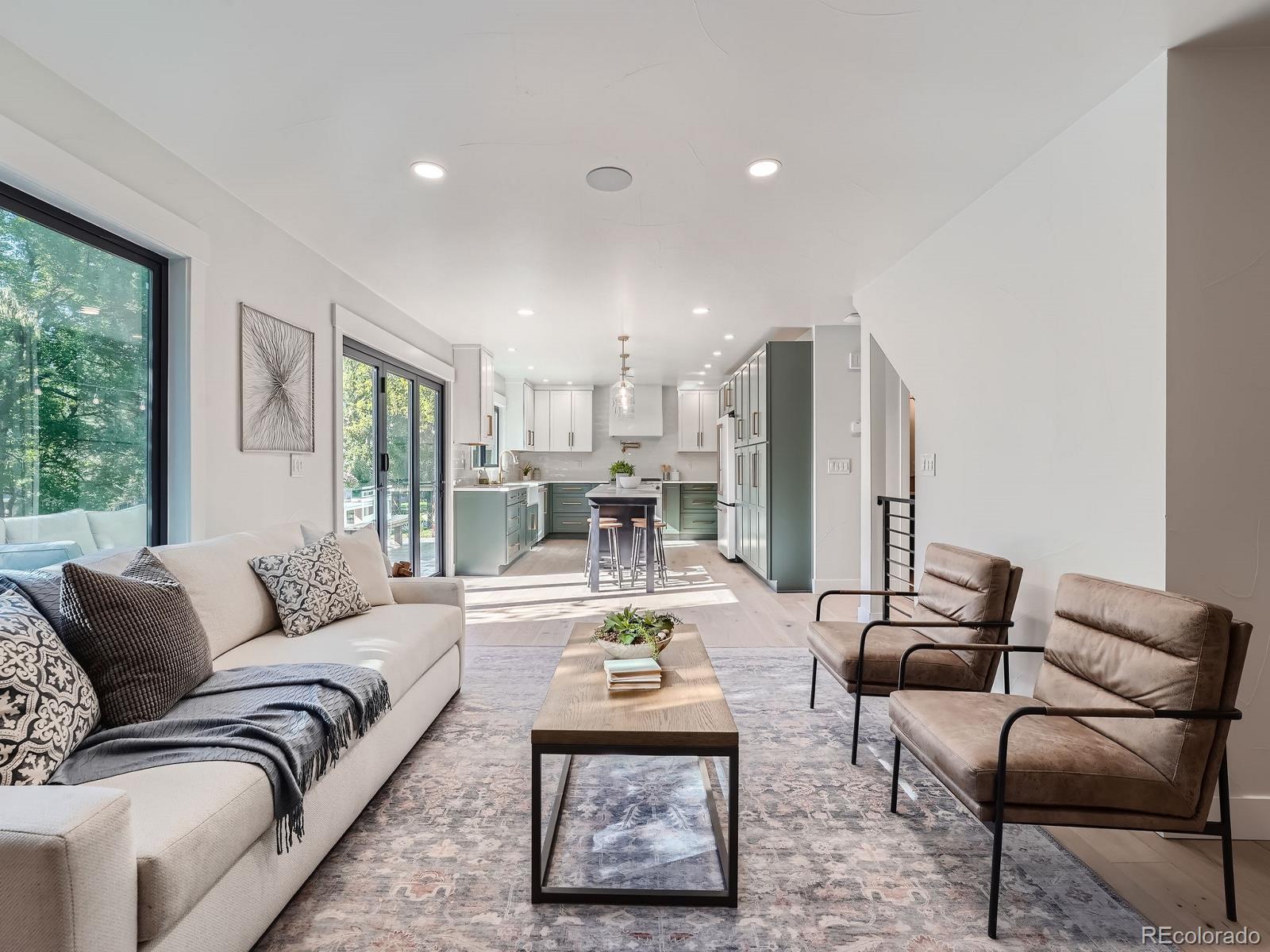 3469 E Easter Place