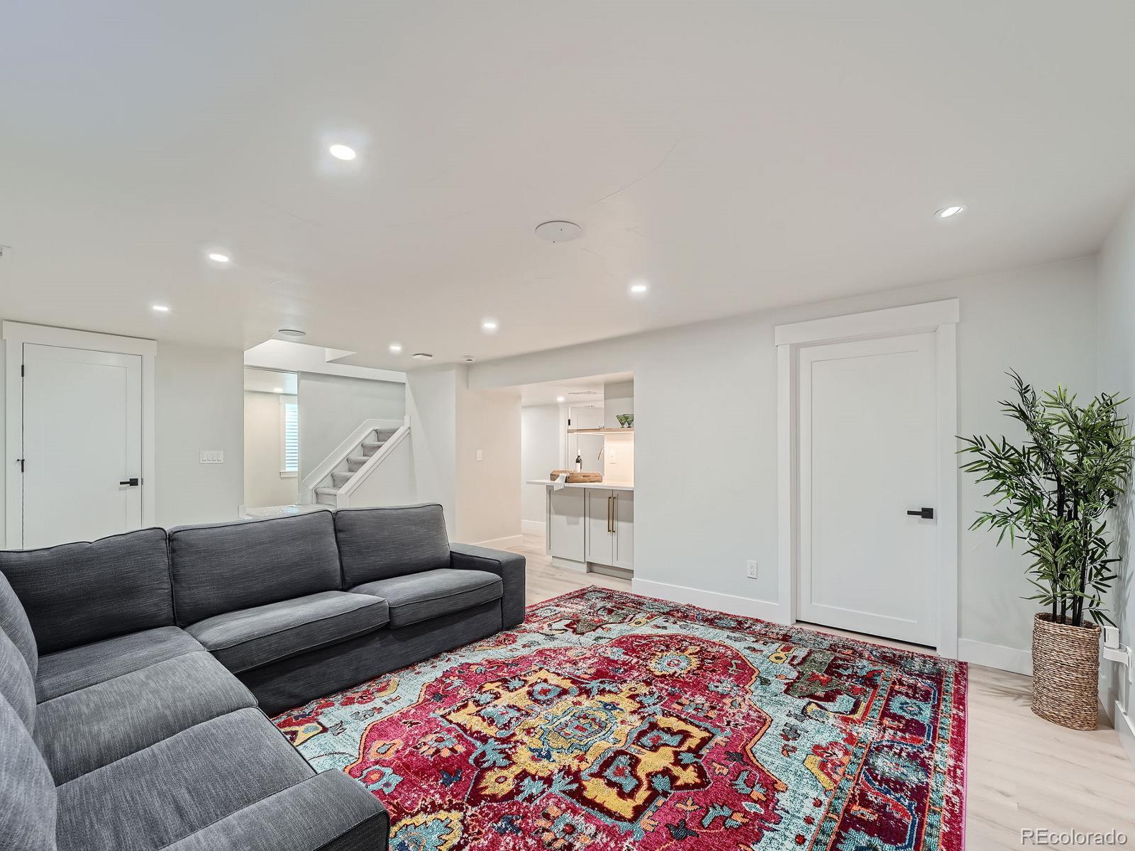 3469 E Easter Place