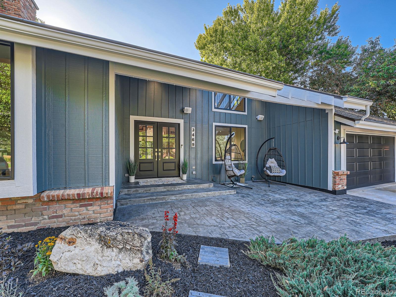 3469 E Easter Place