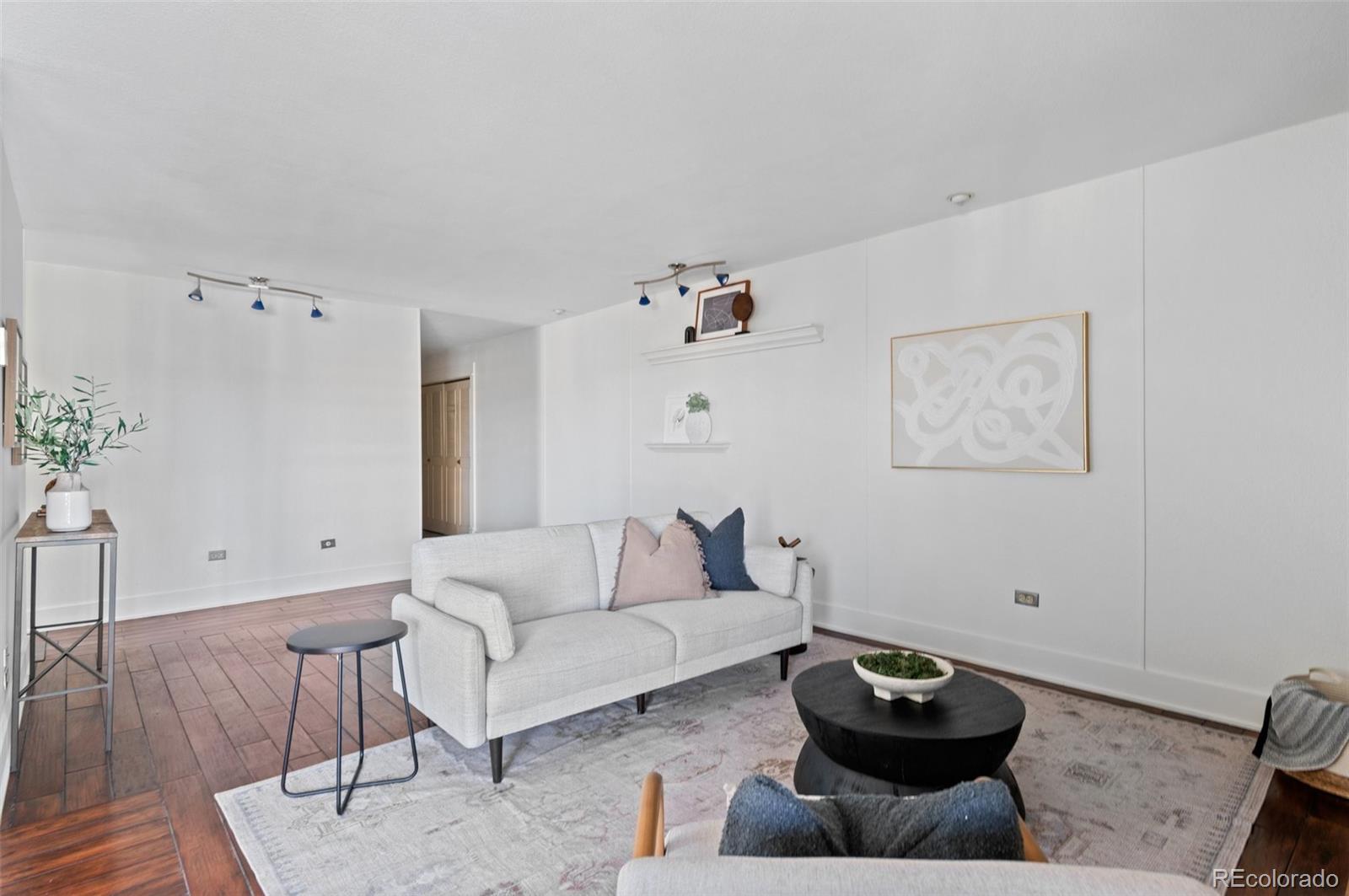 700 N Washington Street Unit: 502