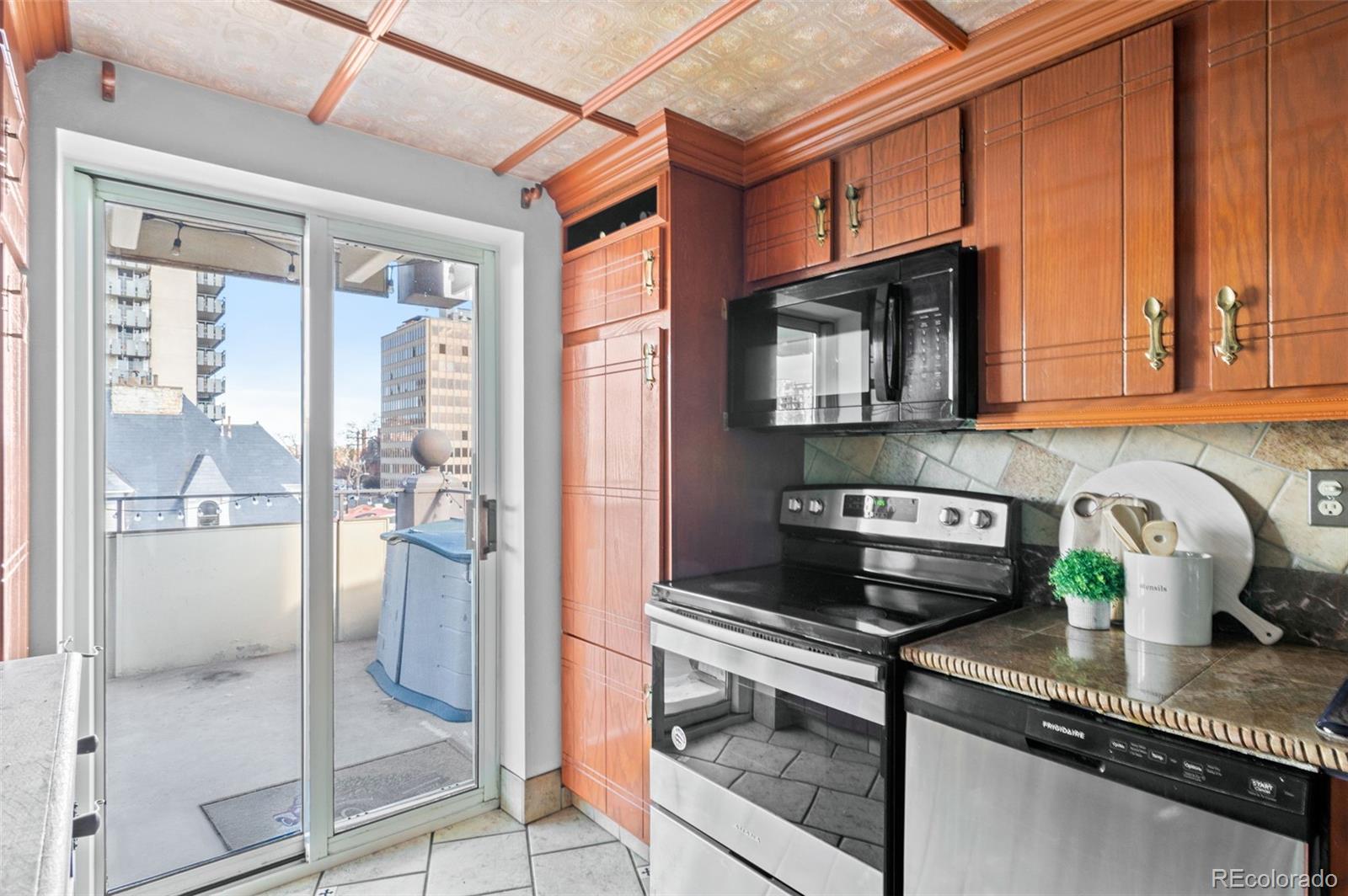 700 N Washington Street Unit: 502