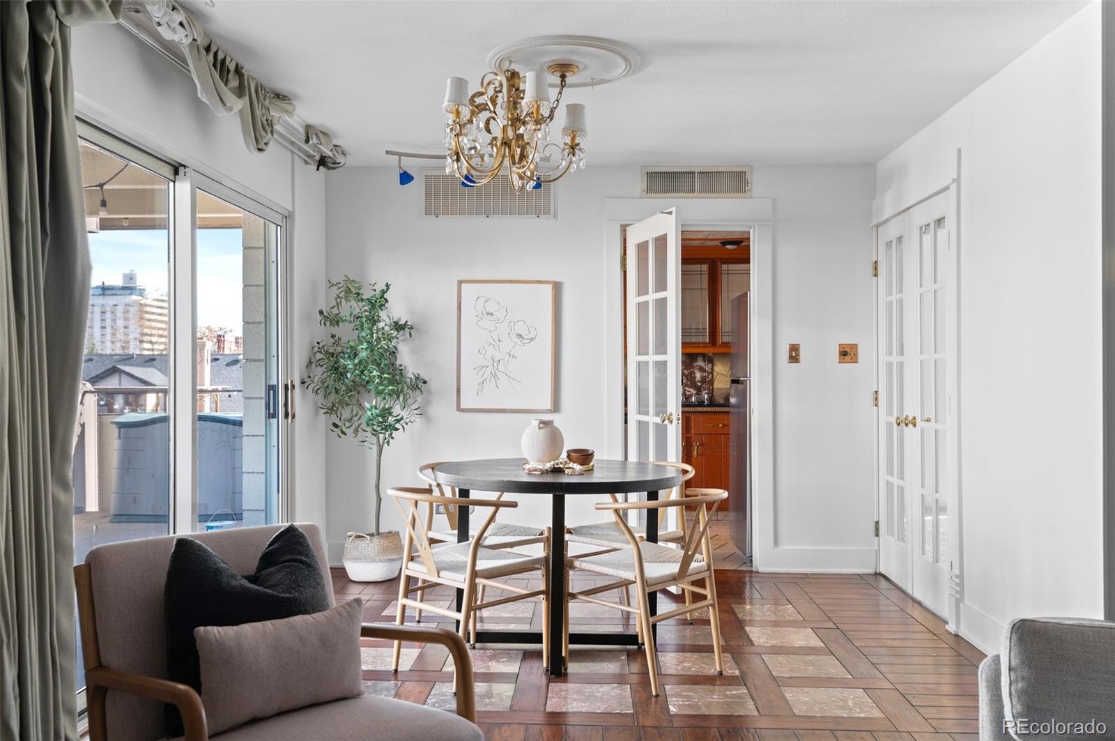 700 N Washington Street Unit: 502