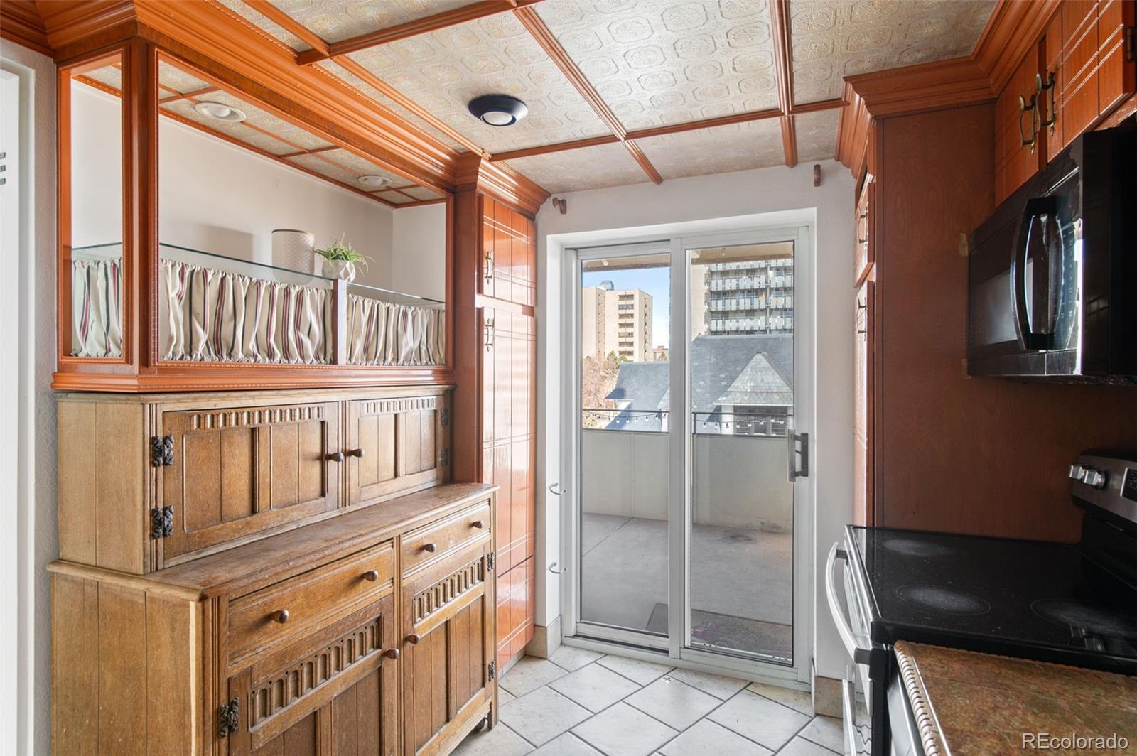 700 N Washington Street Unit: 502