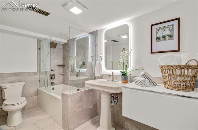 2210 Westmoreland Road