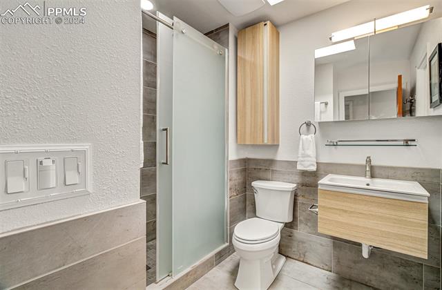 2210 Westmoreland Road