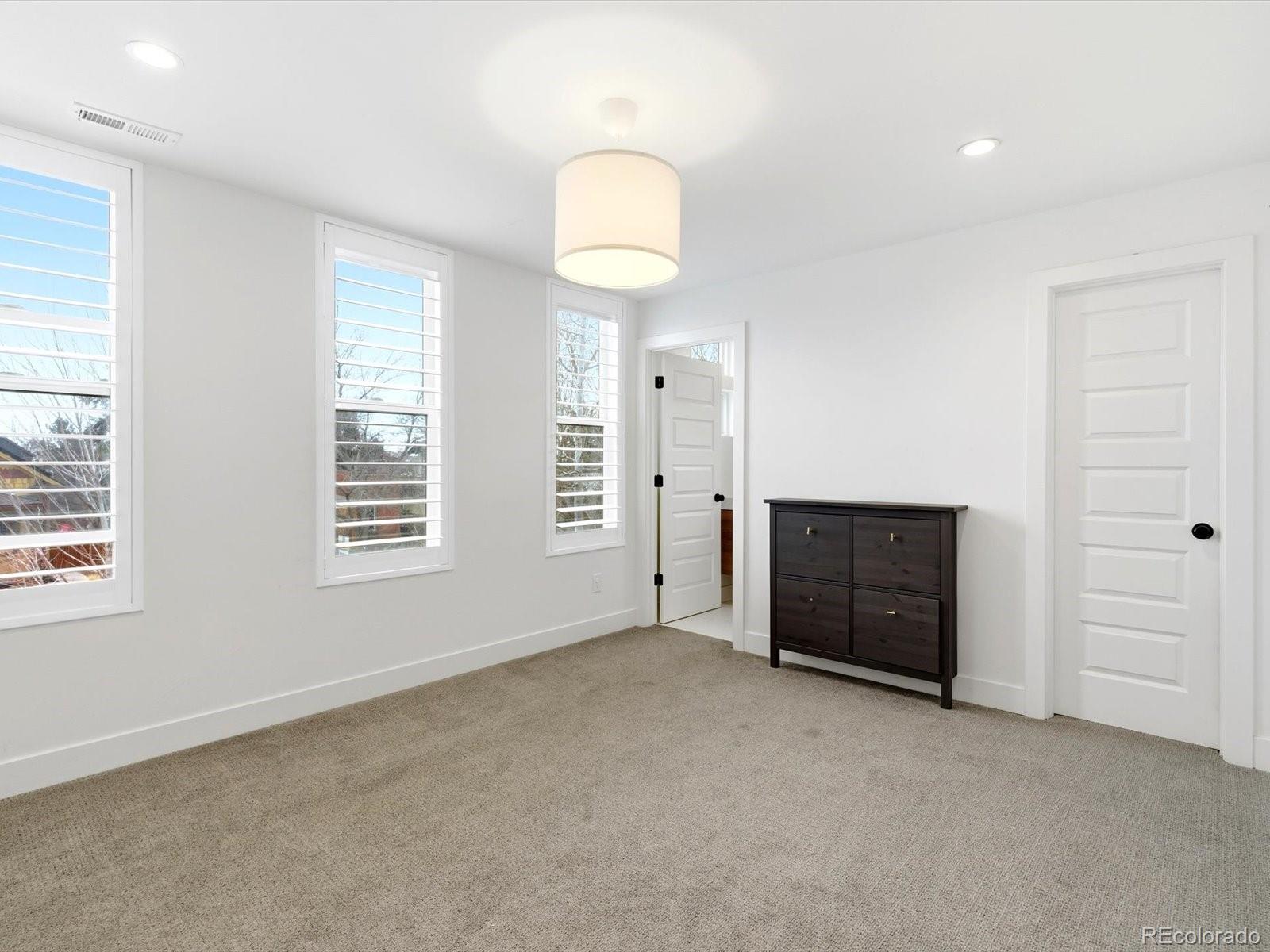 4141 Shoshone Street