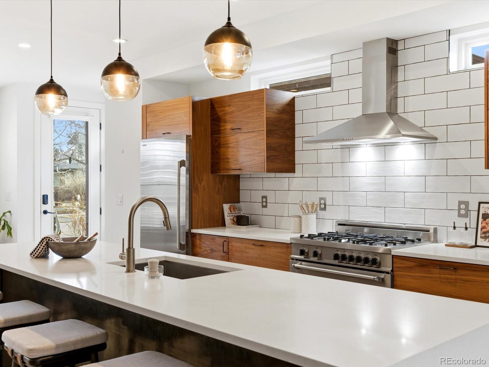 4141 Shoshone Street