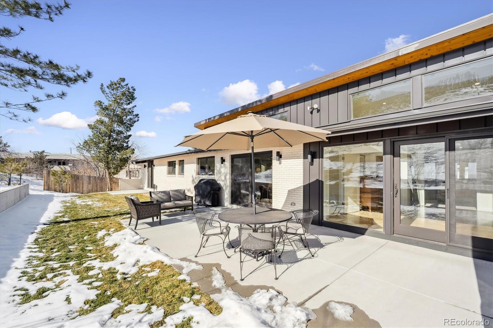 14800 Foothill Road