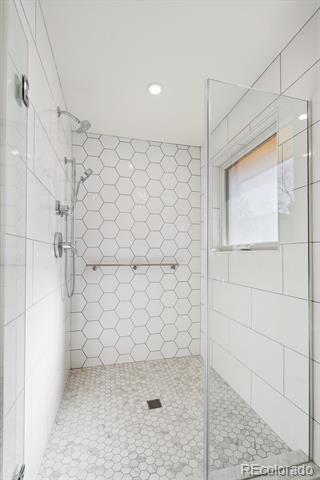 14800 Foothill Road
