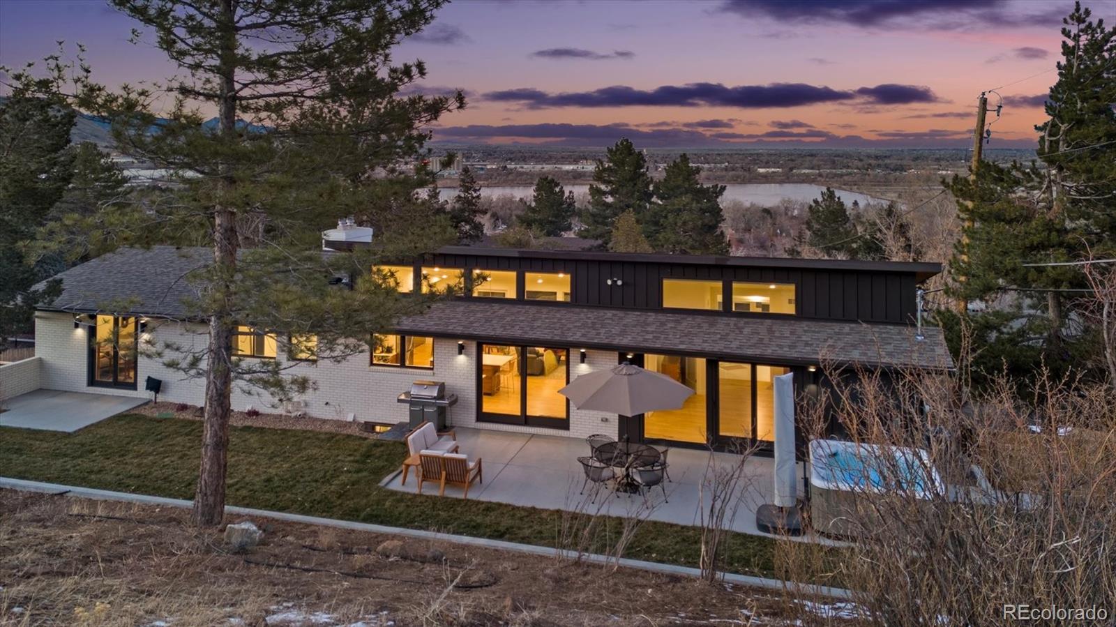 14800 Foothill Road