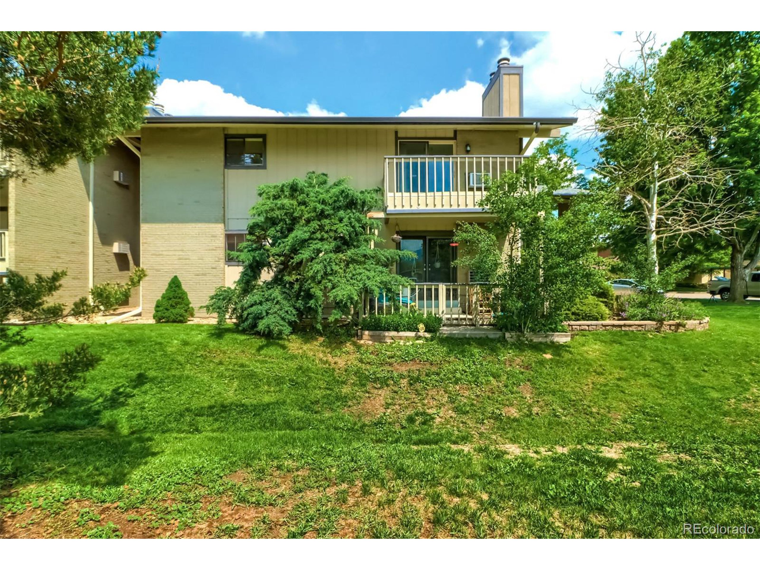 665 Manhattan Dr Unit: 216