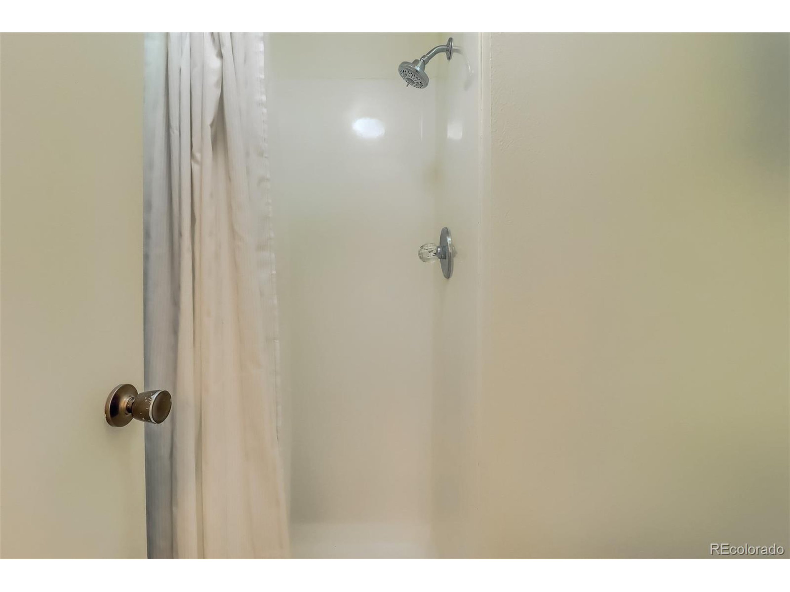 665 Manhattan Dr Unit: 216